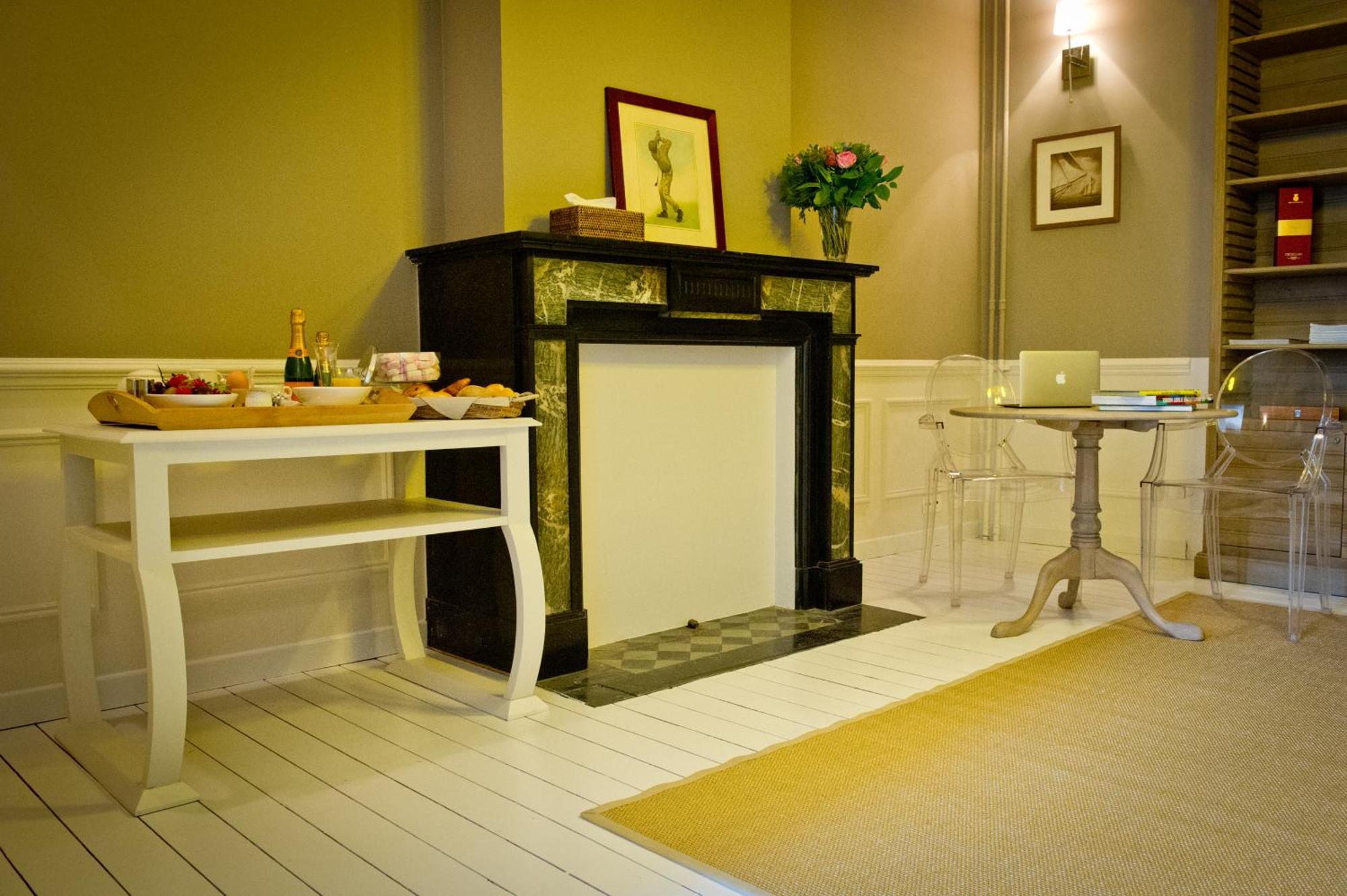 B&B Le Seize Bruxelles Esterno foto